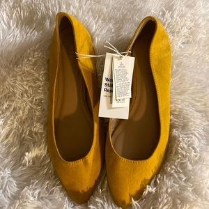 Old Navy Mustard Colored Flats